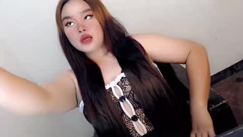 Snapshot of chabilataxx chatting on 10/26/25, 04:24 chabilataxx online show from 10/26/25, 04:24