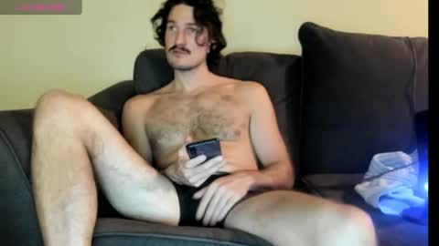 Snapshot of chadpowerz chatting on 10/03/25, 02:19 Lydong online show from 10/03/25, 02:19