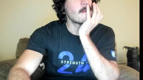 Snapshot of chadpowerz chatting on 10/08/25, 06:55 Lydong online show from 10/08/25, 06:55