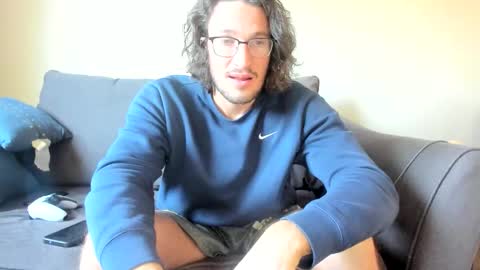 Lydong online show from 02/19/26, 07:32