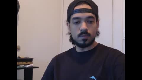 Snapshot of chainnballz chatting on 11/17/25, 11:32 ChainNballzz online show from 11/17/25, 11:32