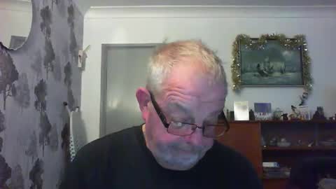 Champers online show from 01/04/25, 08:28