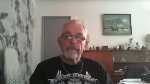 Snapshot of champers37 chatting on 07/23/26, 08:01 Champers online show from 07/23/26, 08:01
