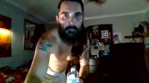 Snapshot of champfirstofhisname chatting on 11/08/25, 11:10 champfirstofhisname online show from 11/08/25, 11:10