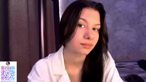 Amelia online show from 10/02/25, 06:42