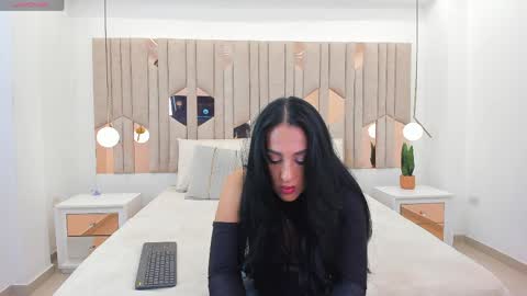 CHANEL online show from 05/12/26, 04:53