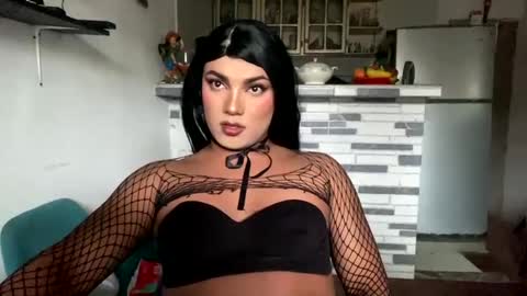 Snapshot of chanelfancy chatting on 05/02/26, 01:05 chanelfancy online show from 05/02/26, 01:05