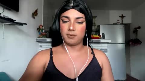 Snapshot of chanelfancy chatting on 05/15/26, 01:07 chanelfancy online show from 05/15/26, 01:07
