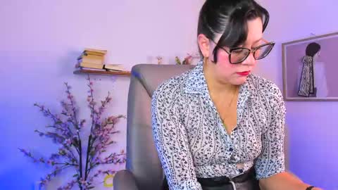 Snapshot of chanell_taylor_ chatting on 05/11/26, 12:44 chanell online show from 05/11/26, 12:44