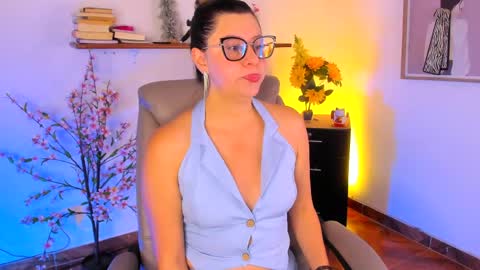 Snapshot of chanell_taylor_ chatting on 06/06/26, 11:59 chanell online show from 06/06/26, 11:59