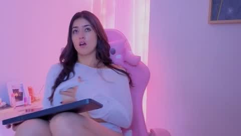 Chanell online show from 11/26/25, 07:48