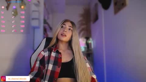 channel_blonde_a online show from 12/18/25, 05:13
