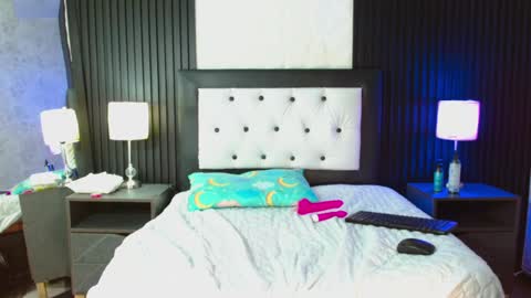 channel_hs online show from 10/02/25, 03:30