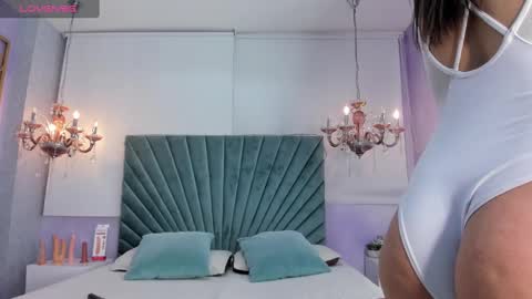 Snapshot of channeyprincess chatting on 01/05/25, 11:59 Channey online show from 01/05/25, 11:59