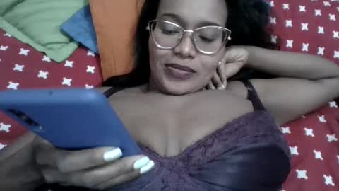 Snapshot of chantal99 chatting on 02/25/25, 09:24 chantal99 online show from 02/25/25, 09:24