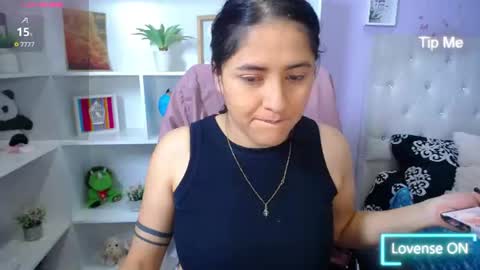 Snapshot of chantal_adams0 chatting on 06/19/26, 01:37 chantal online show from 06/19/26, 01:37