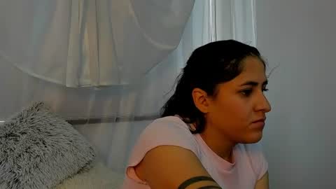 Snapshot of chantal_adams0 chatting on 07/11/26, 01:58 chantal online show from 07/11/26, 01:58