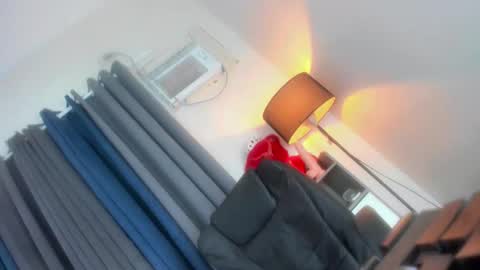 chantal_fuck online show from 09/18/25, 12:12