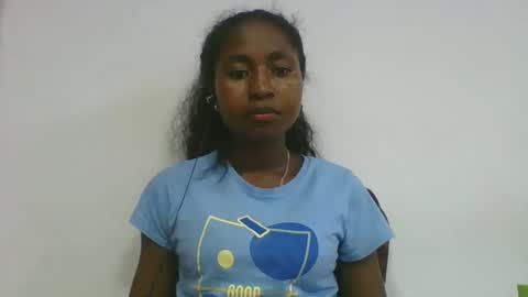 chantale483461 online show from 04/18/26, 05:50