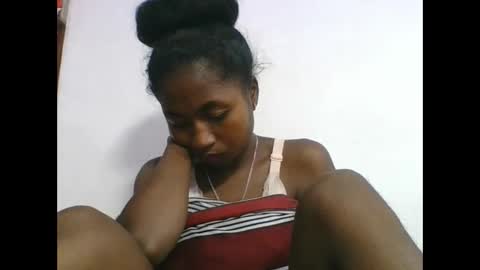 chantale483461 online show from 05/08/26, 06:24