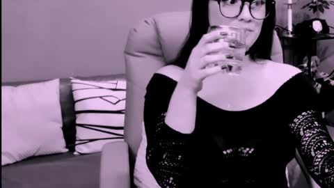 The Queen online show from 11/15/25, 02:24