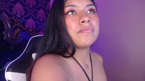  chantalpetit  online show from 04/20/26, 05:48