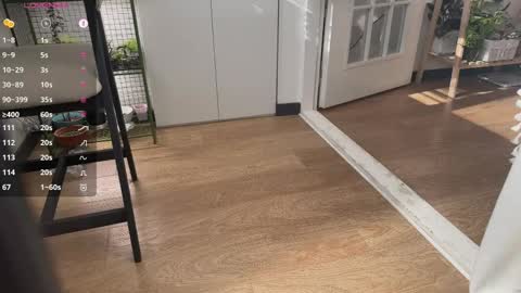 Liz online show from 04/25/26, 01:41