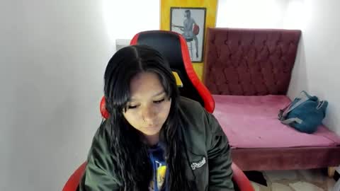 charis 2 online show from 11/08/25, 02:12