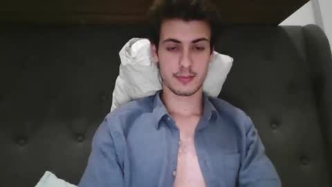 Snapshot of charismaticcharm chatting on 01/06/25, 07:52 charismaticcharm online show from 01/06/25, 07:52