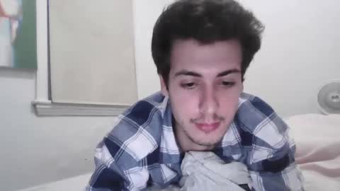 Snapshot of charismaticcharm chatting on 01/08/25, 11:32 charismaticcharm online show from 01/08/25, 11:32