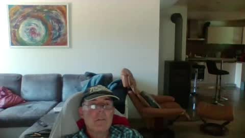 charles6064 online show from 07/28/26, 11:17
