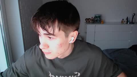 charleshanson69 online show from 11/12/25, 11:43