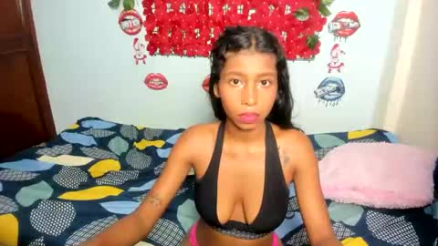 Snapshot of charley_hot chatting on 09/09/25, 05:29 charley_hot online show from 09/09/25, 05:29