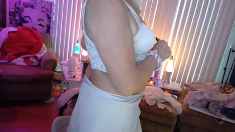 Charli online show from 01/12/25, 07:53