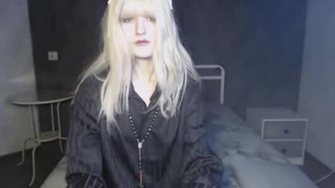 Snapshot of charlie_crystal chatting on 02/07/26, 12:36 Charlie online show from 02/07/26, 12:36