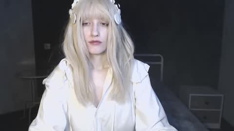 Snapshot of charlie_crystal chatting on 02/18/26, 03:13 Charlie online show from 02/18/26, 03:13