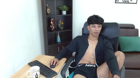 Charlie oconnor online show from 01/15/25, 08:41