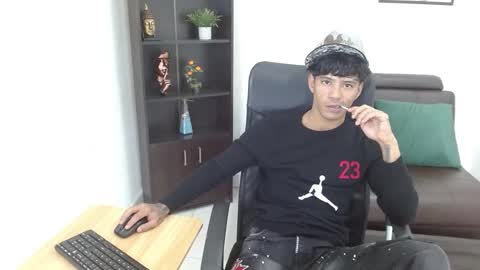 Charlie oconnor online show from 02/08/25, 03:08