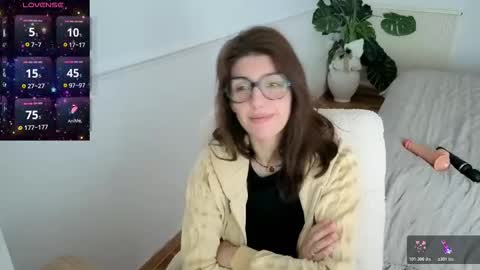 Snapshot of charlieangella chatting on 03/13/26, 07:59 Charlie online show from 03/13/26, 07:59