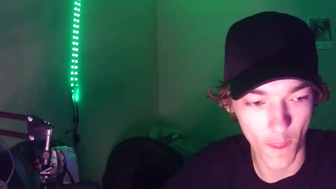 Snapshot of charlied09302 chatting on 10/27/25, 07:45 char sexiness online show from 10/27/25, 07:45