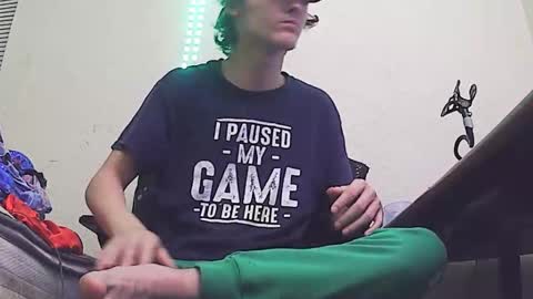 Snapshot of charlied09302 chatting on 11/24/25, 10:04 char sexiness online show from 11/24/25, 10:04