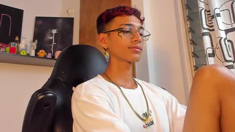 Charles Russo online show from 12/24/24, 06:33