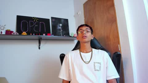 Charles Russo online show from 01/06/25, 12:05