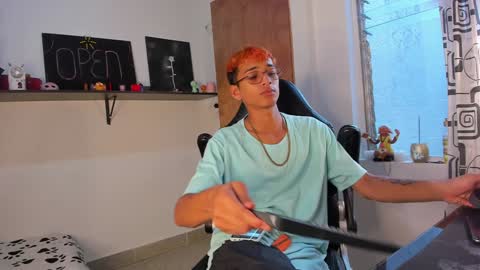 Charles Russo online show from 01/10/25, 09:42