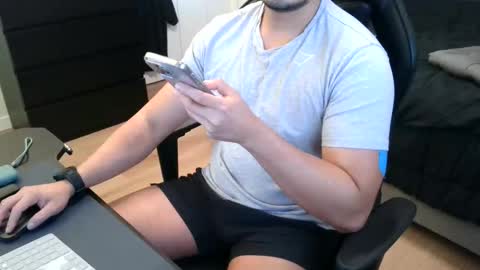 charliekkw online show from 11/30/25, 08:57