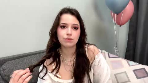 Freya online show from 03/17/26, 03:48