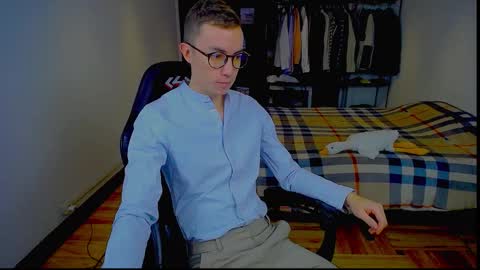 carlos reyes online show from 09/25/25, 09:57