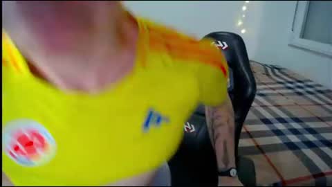 carlos reyes online show from 07/08/26, 07:46