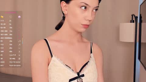 Yumi online show from 01/18/26, 10:52