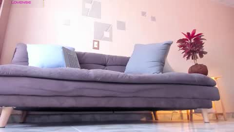 Charlize online show from 02/18/26, 08:49